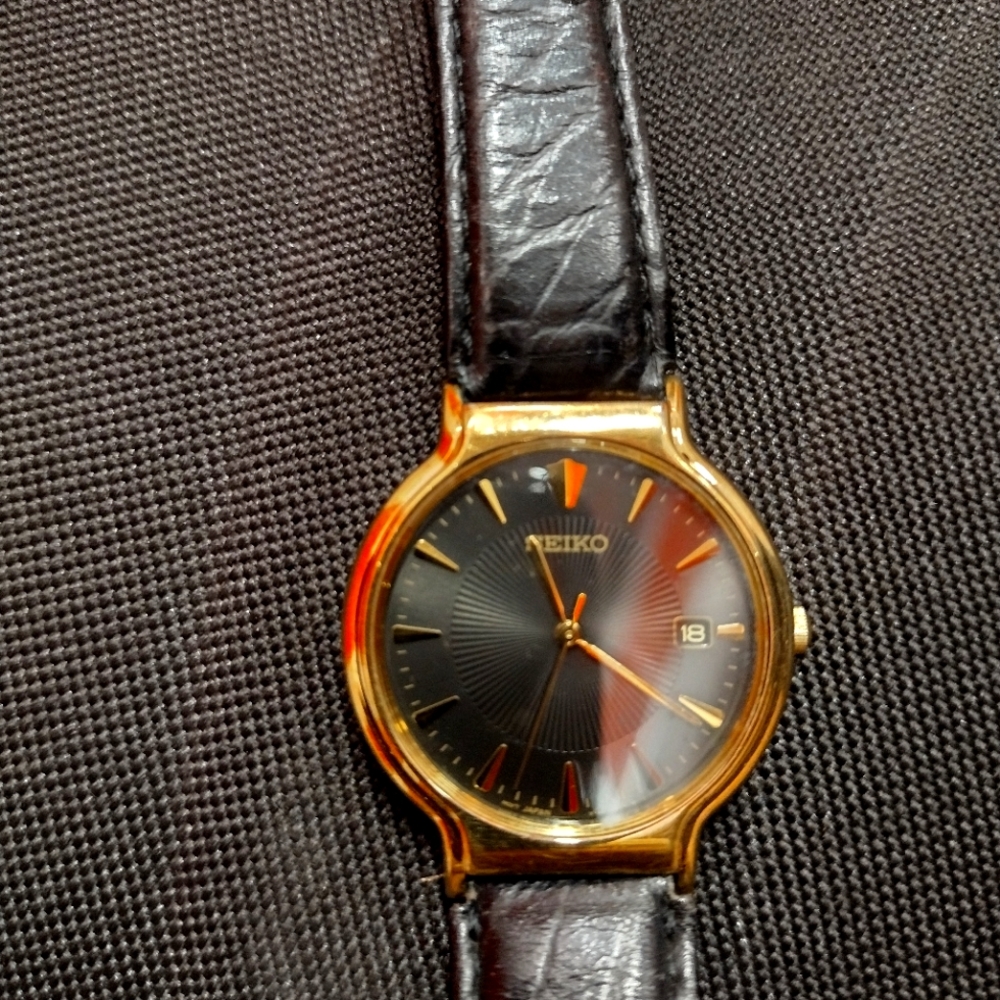 Unisex Seiko watch